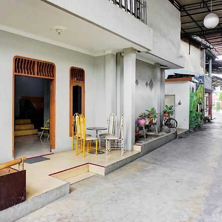Oyo 93071 Home Stay Kembar Syariah Binjai 외부 사진